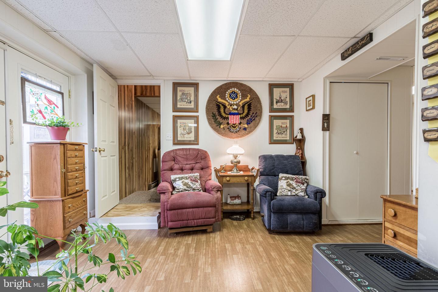 612 Meadow LANE