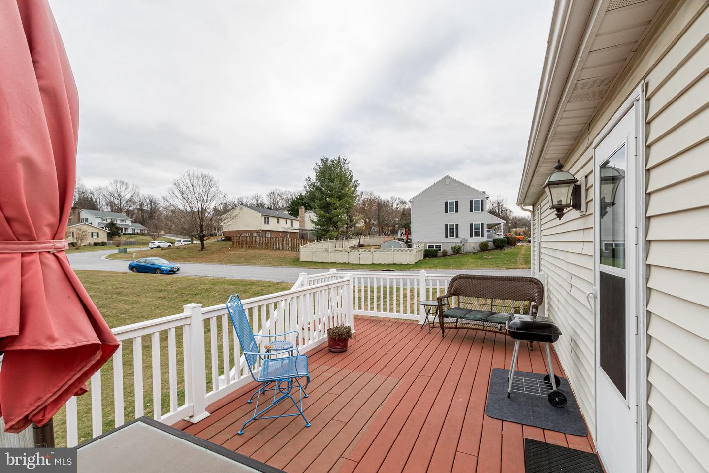 612 Meadow LANE