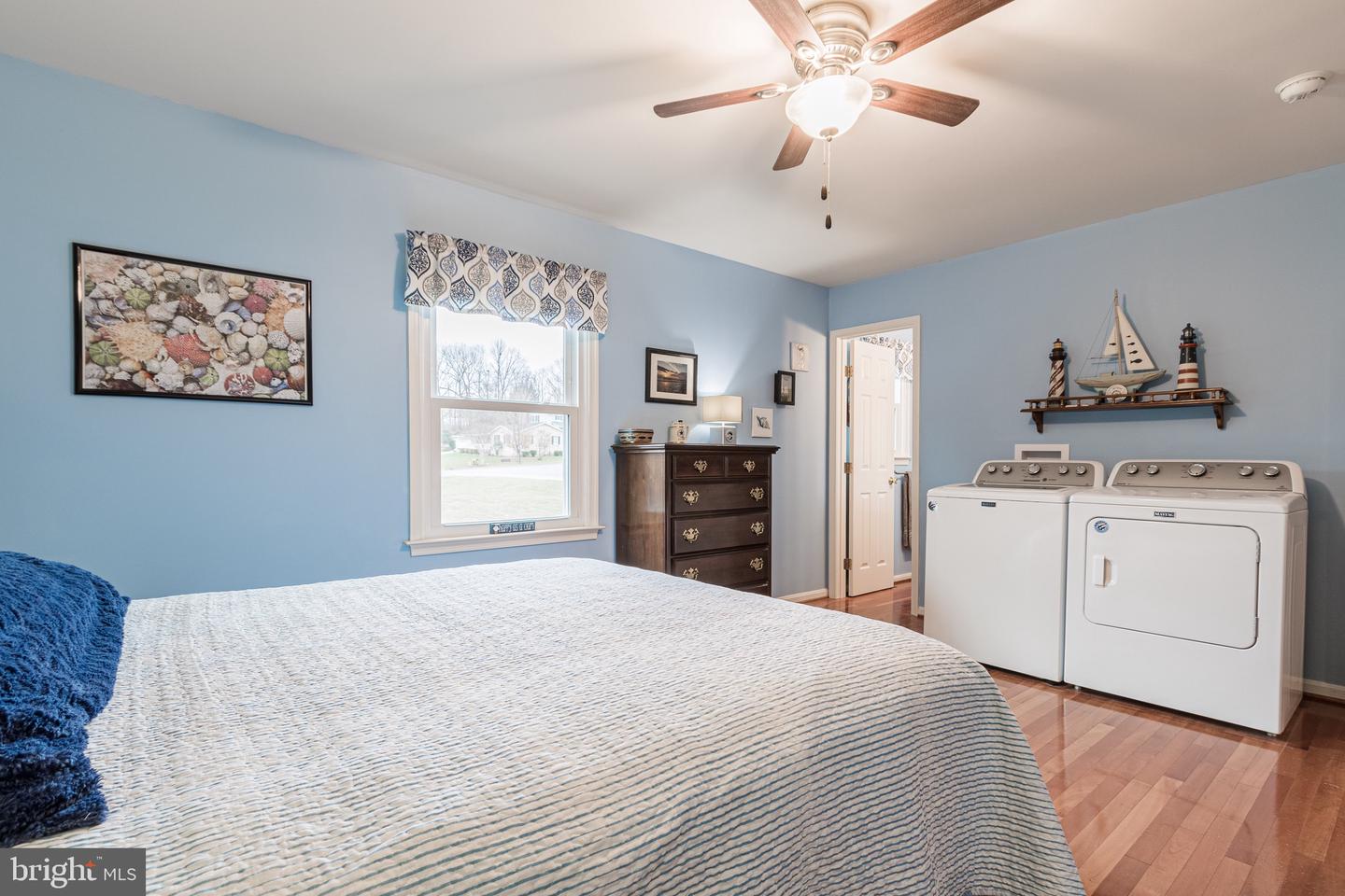 612 Meadow LANE
