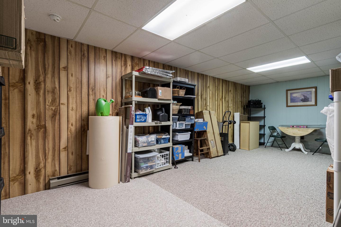 612 Meadow LANE