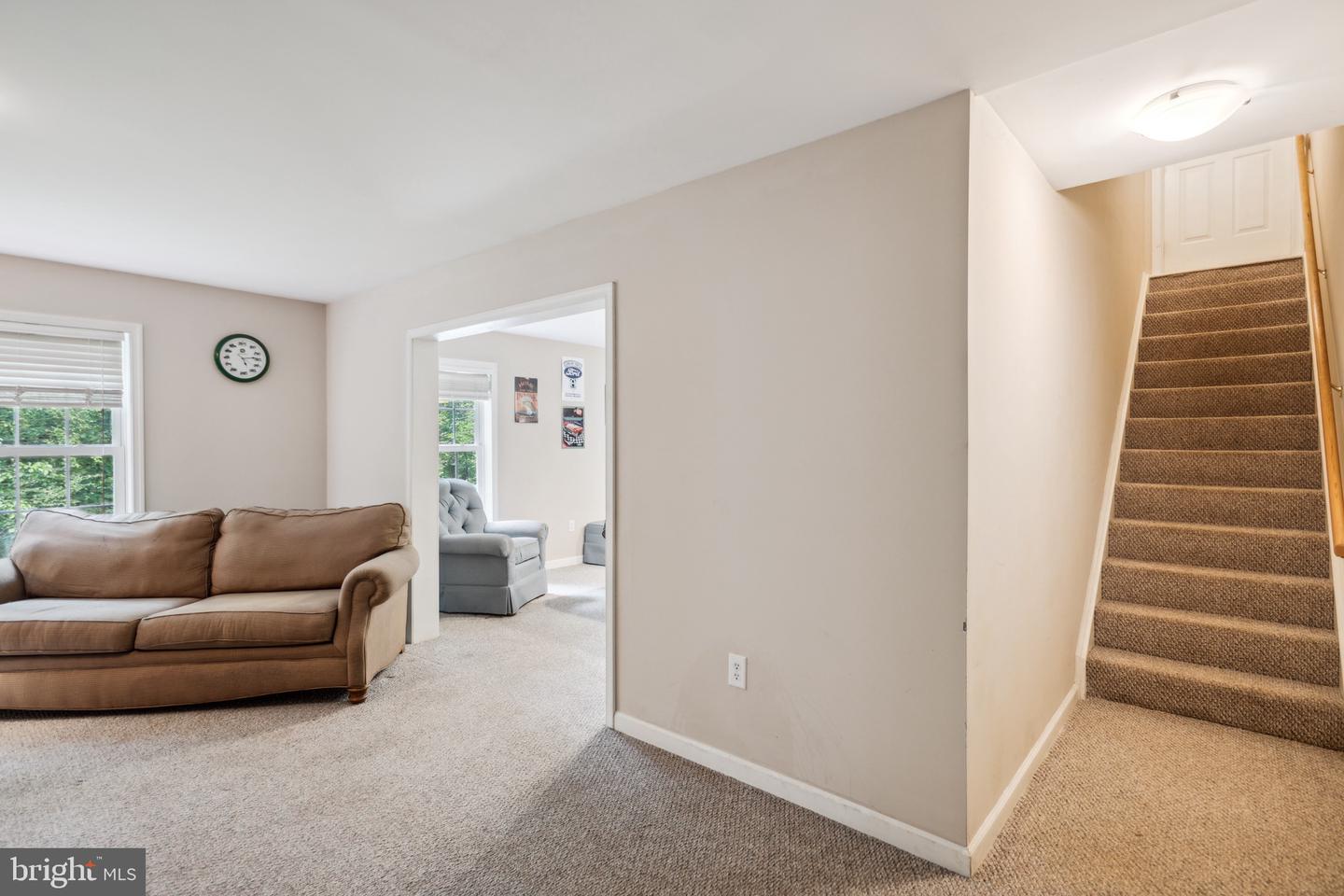 335 Amherst DRIVE