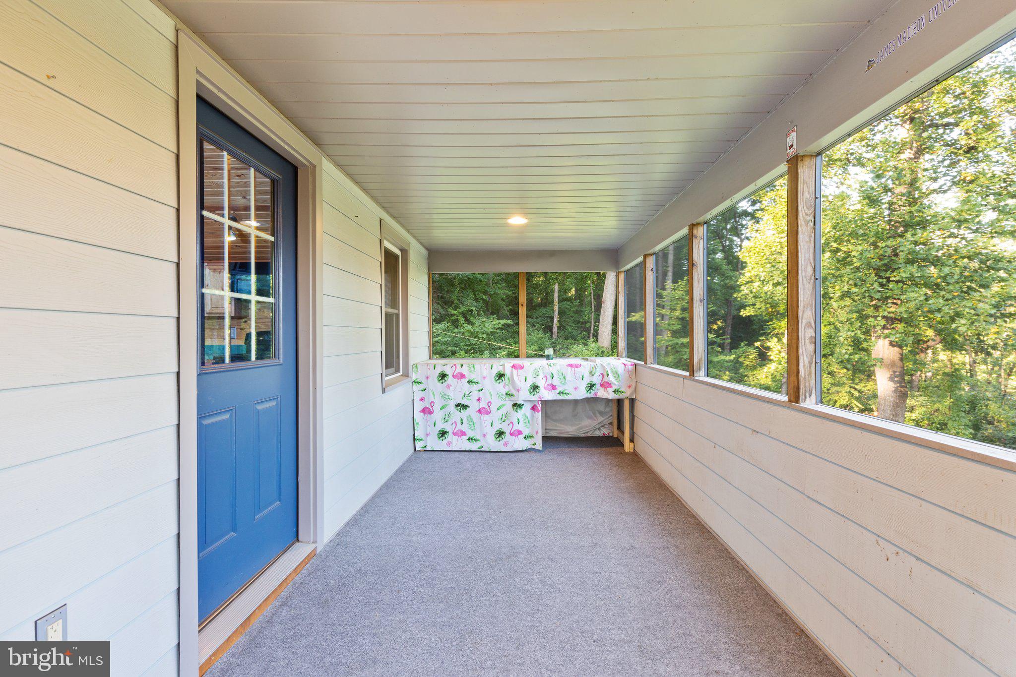 343 Susans COURT