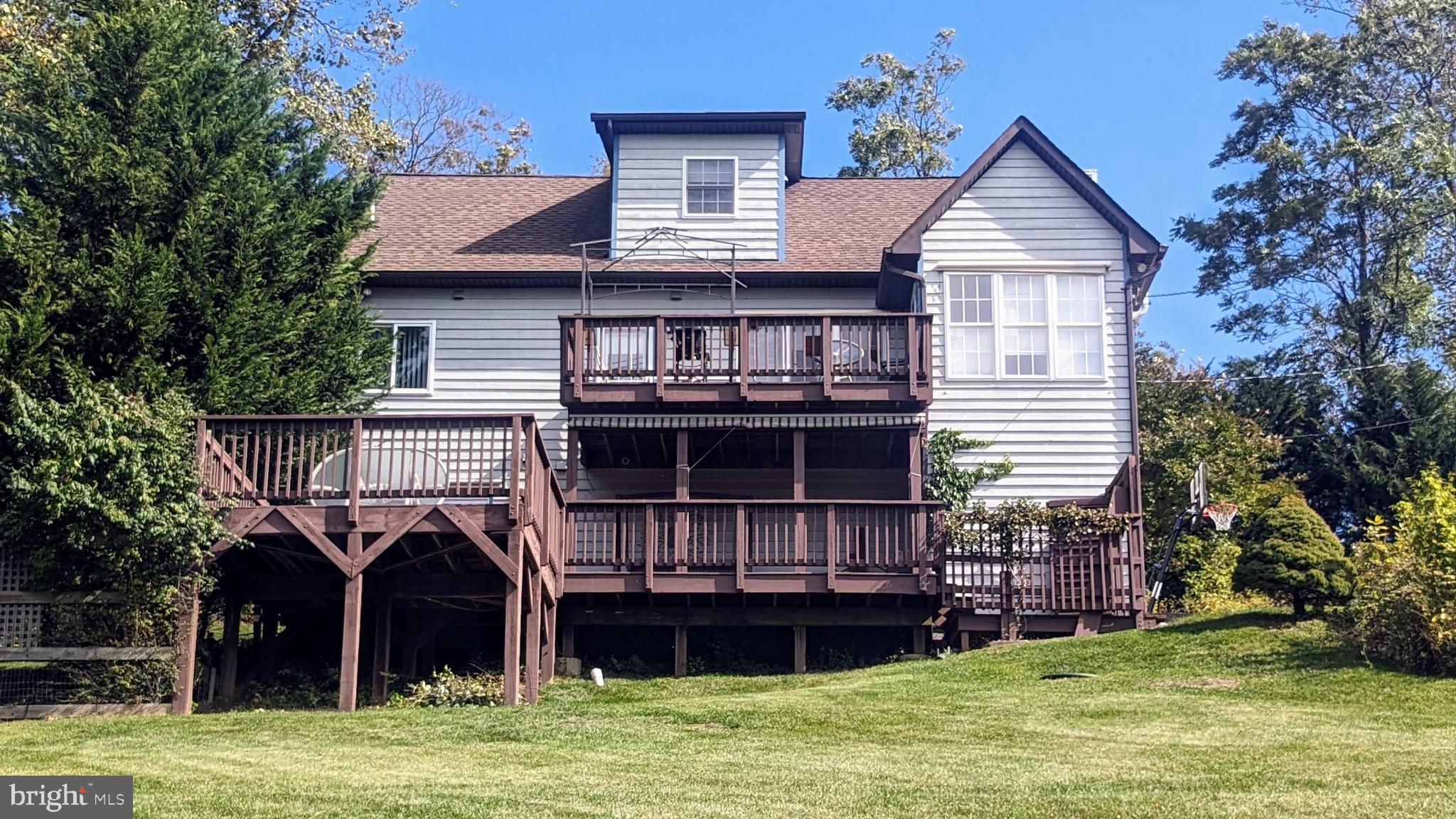 831 BRAGG DRIVE