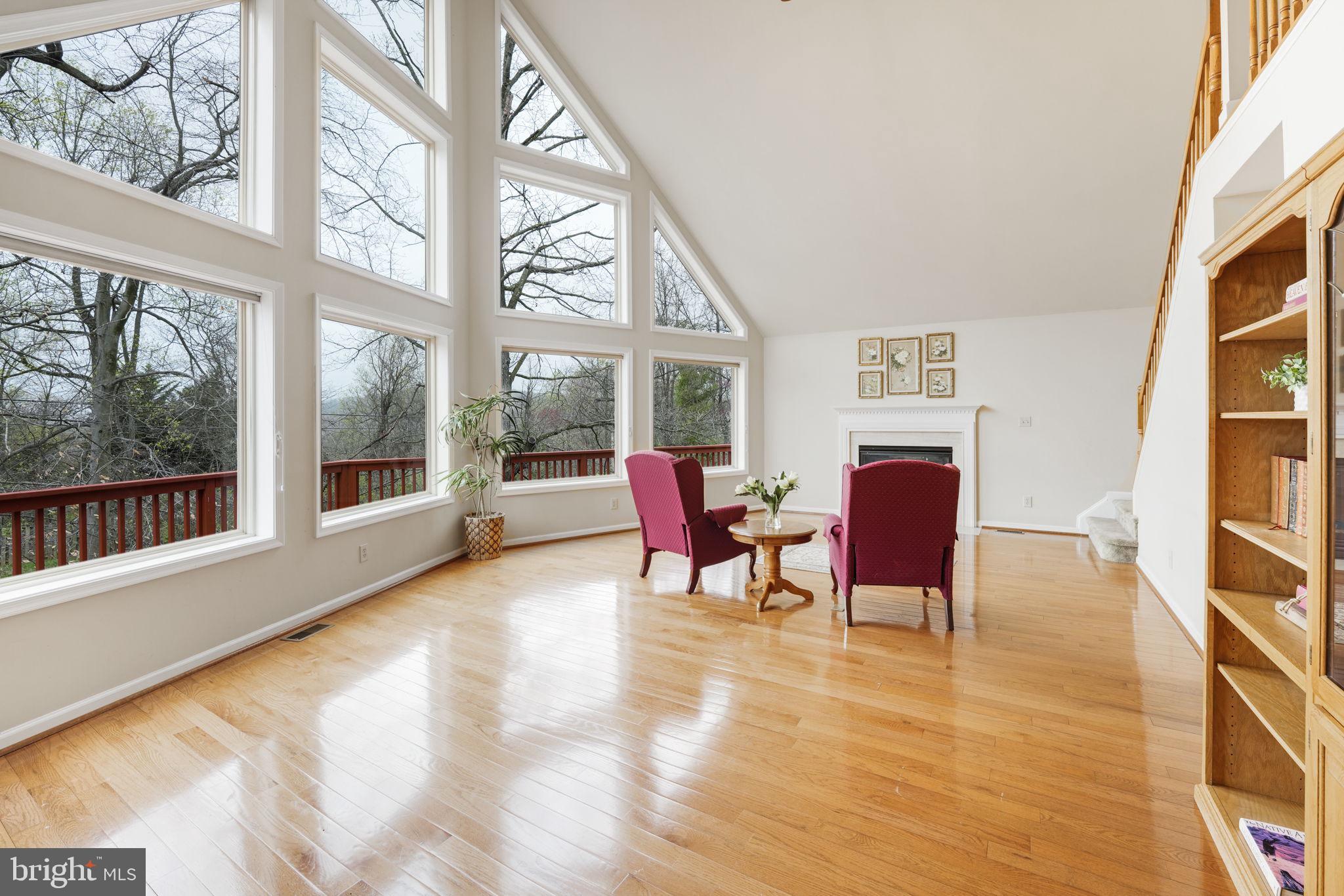 241 High Knob Rd