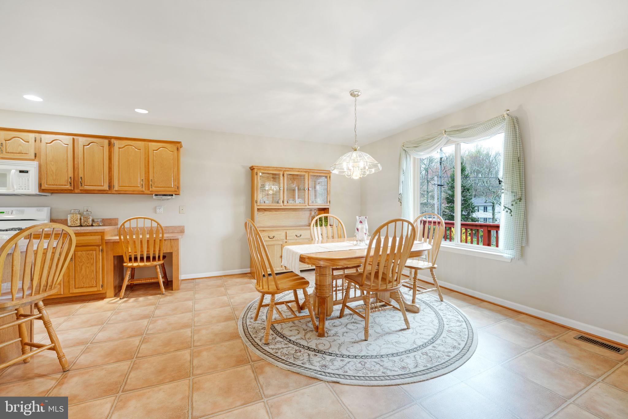 241 High Knob Rd
