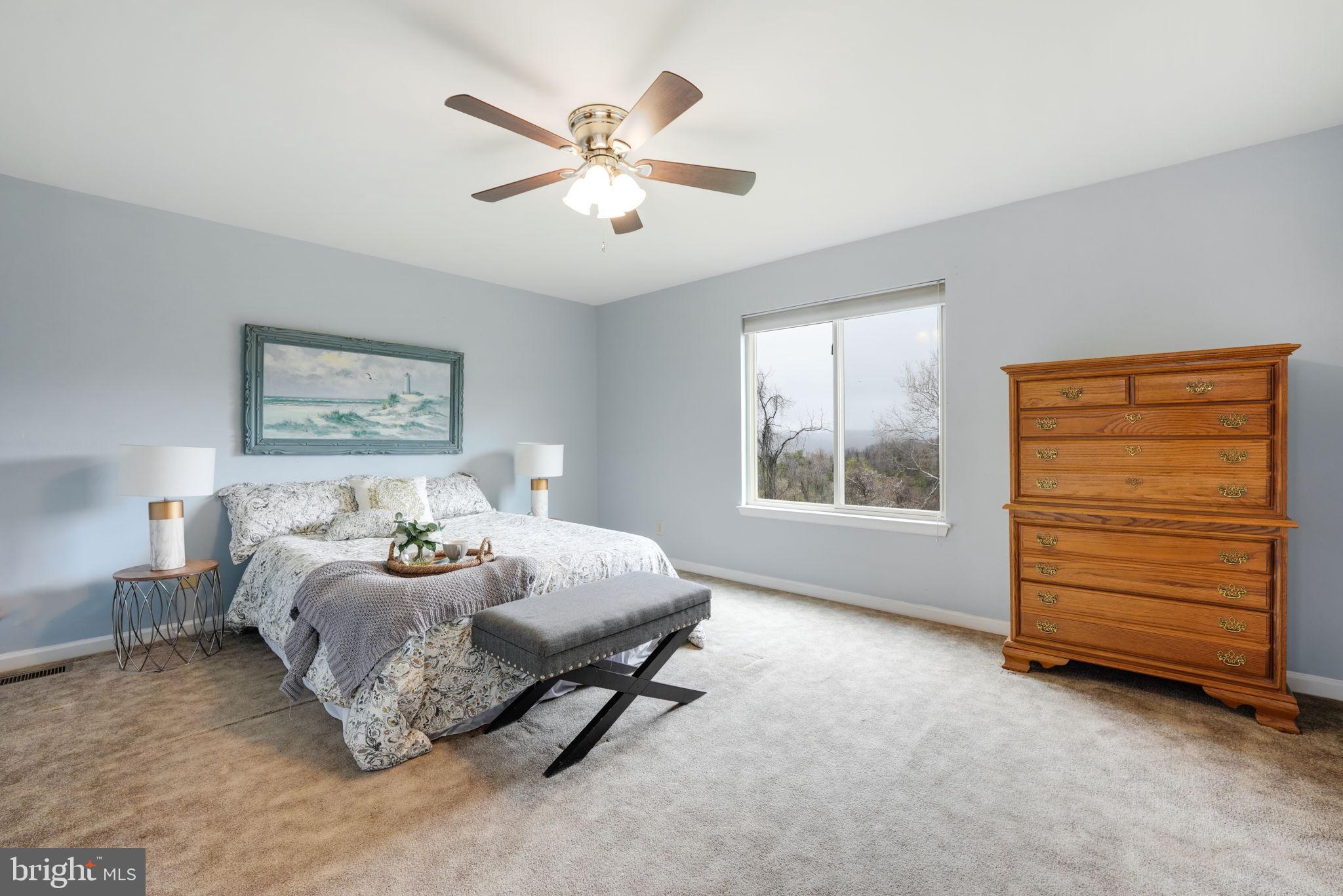 241 High Knob Rd