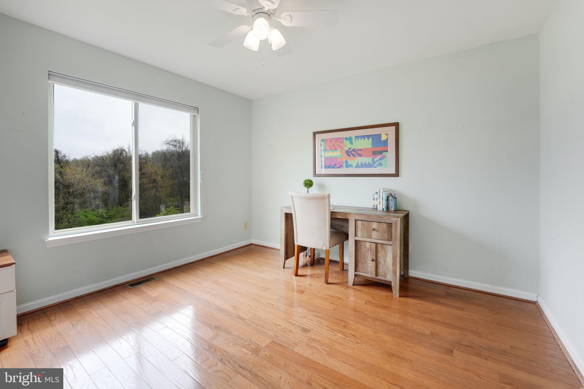 241 High Knob Rd