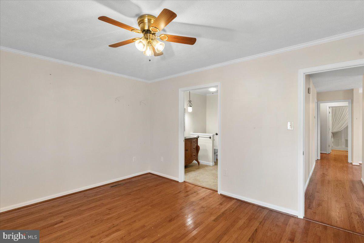 36 W 17th St