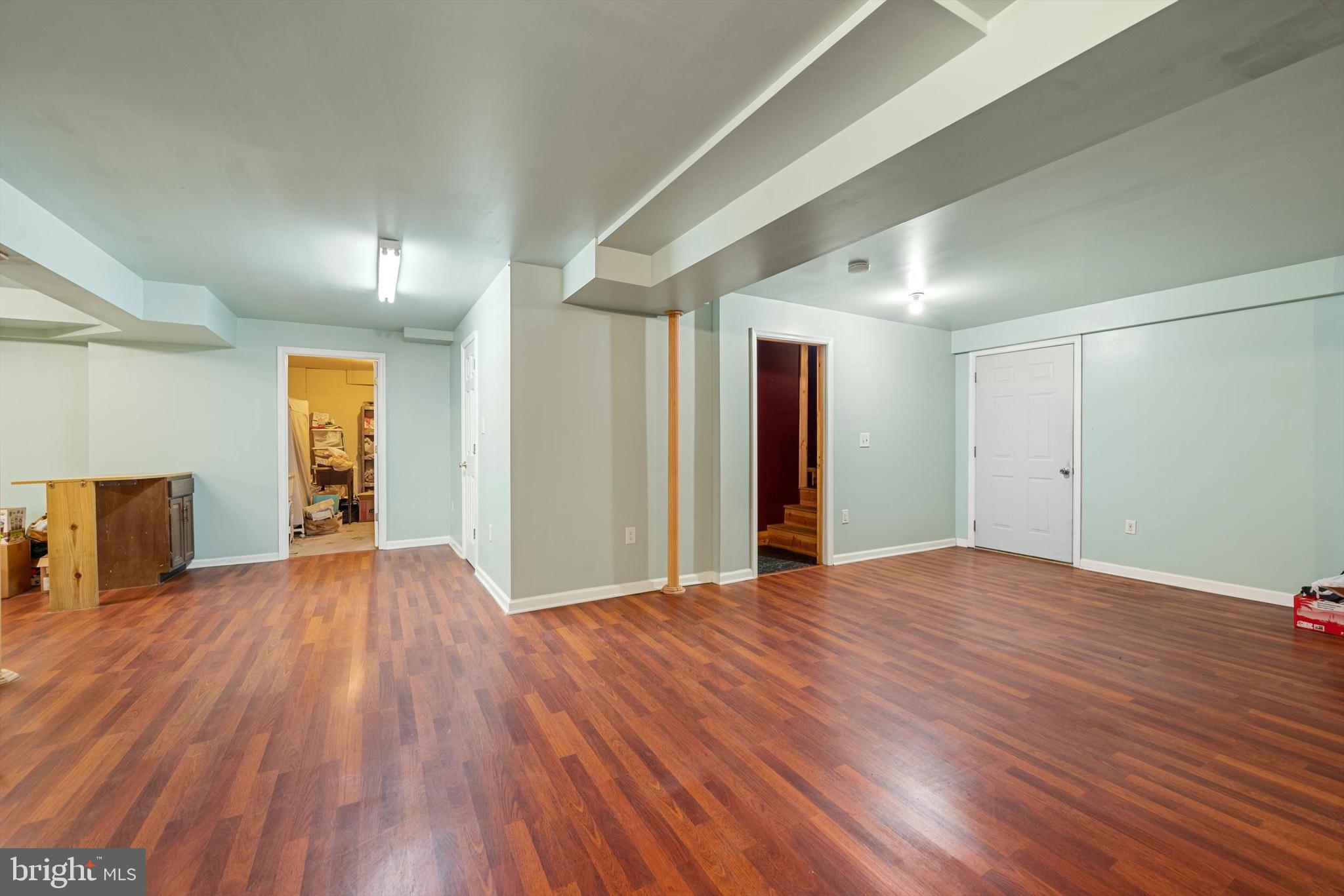 424 Thaddeus Ln