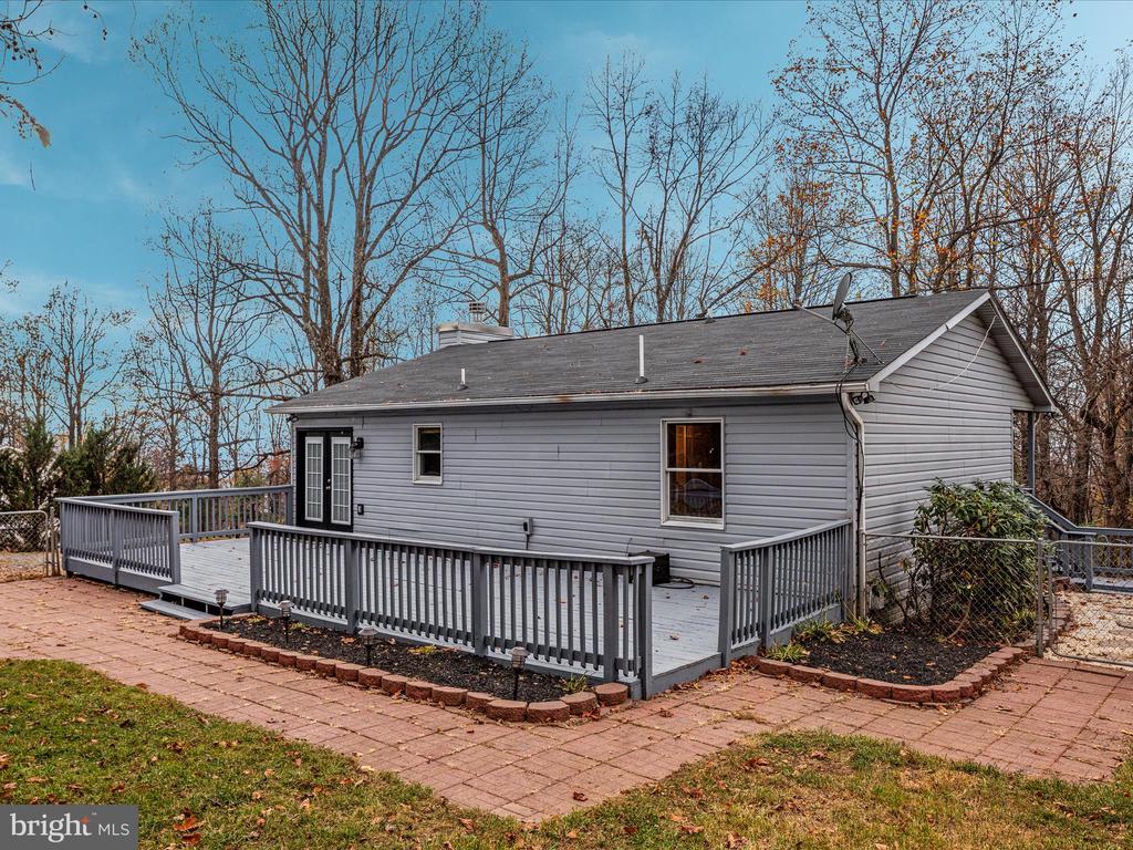 370 ULYSSES WAY