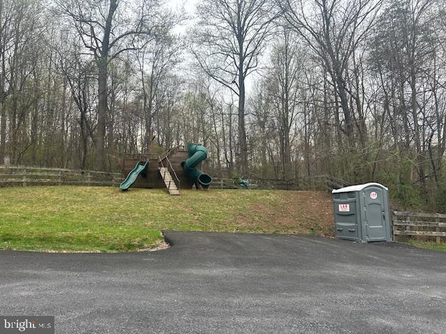 81 Brandy Rd