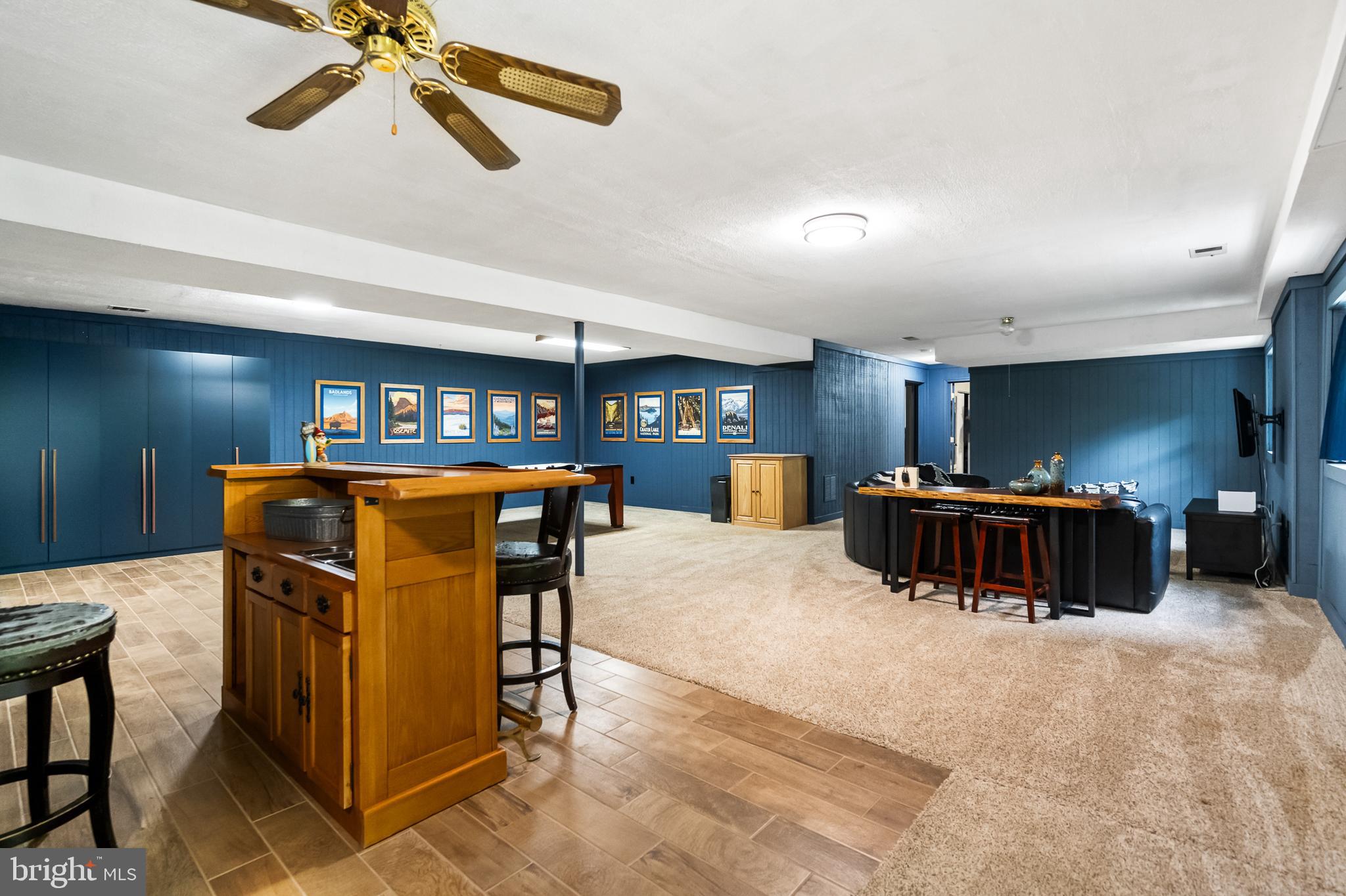 33 Fern Ct