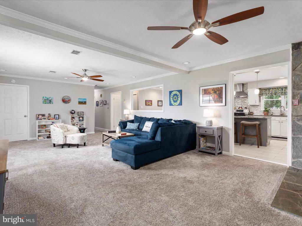 180 OAK HEIGHTS ROAD