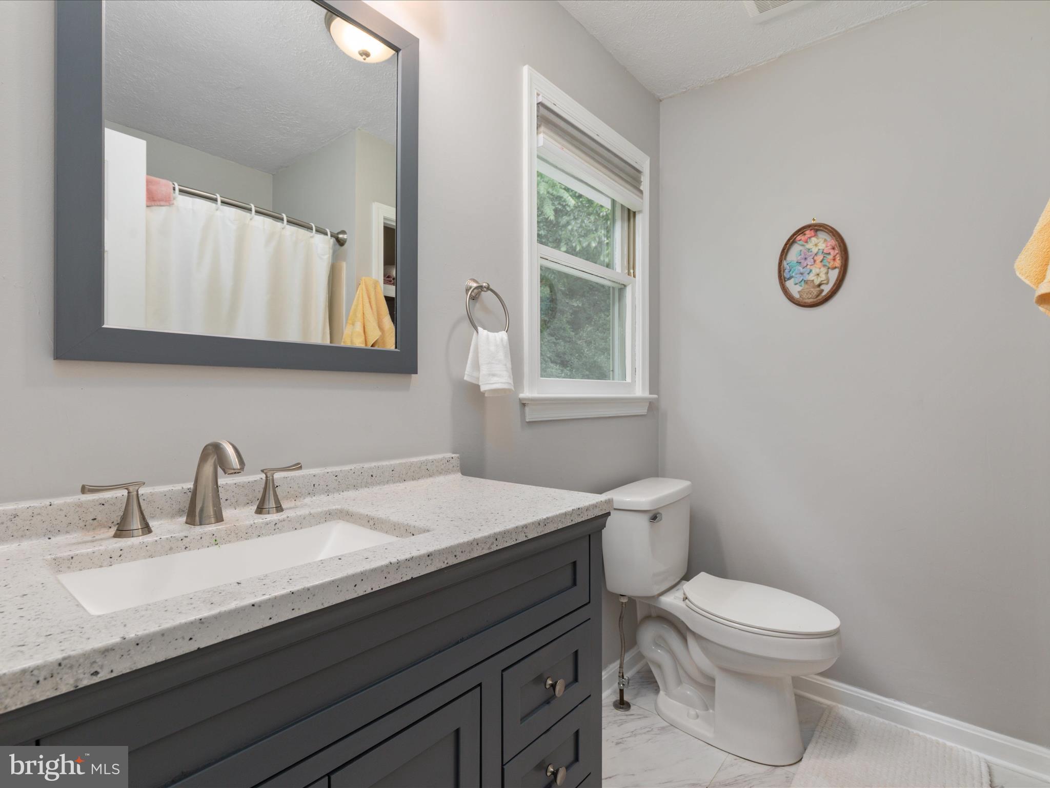 180 OAK HEIGHTS ROAD