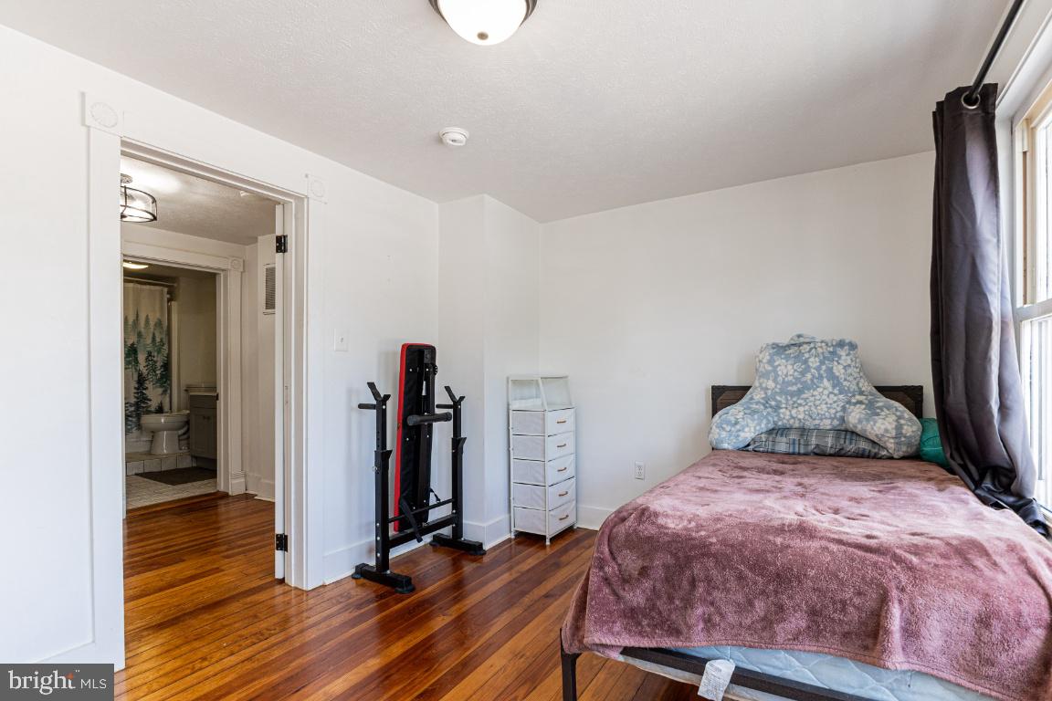 518 Warren Ave