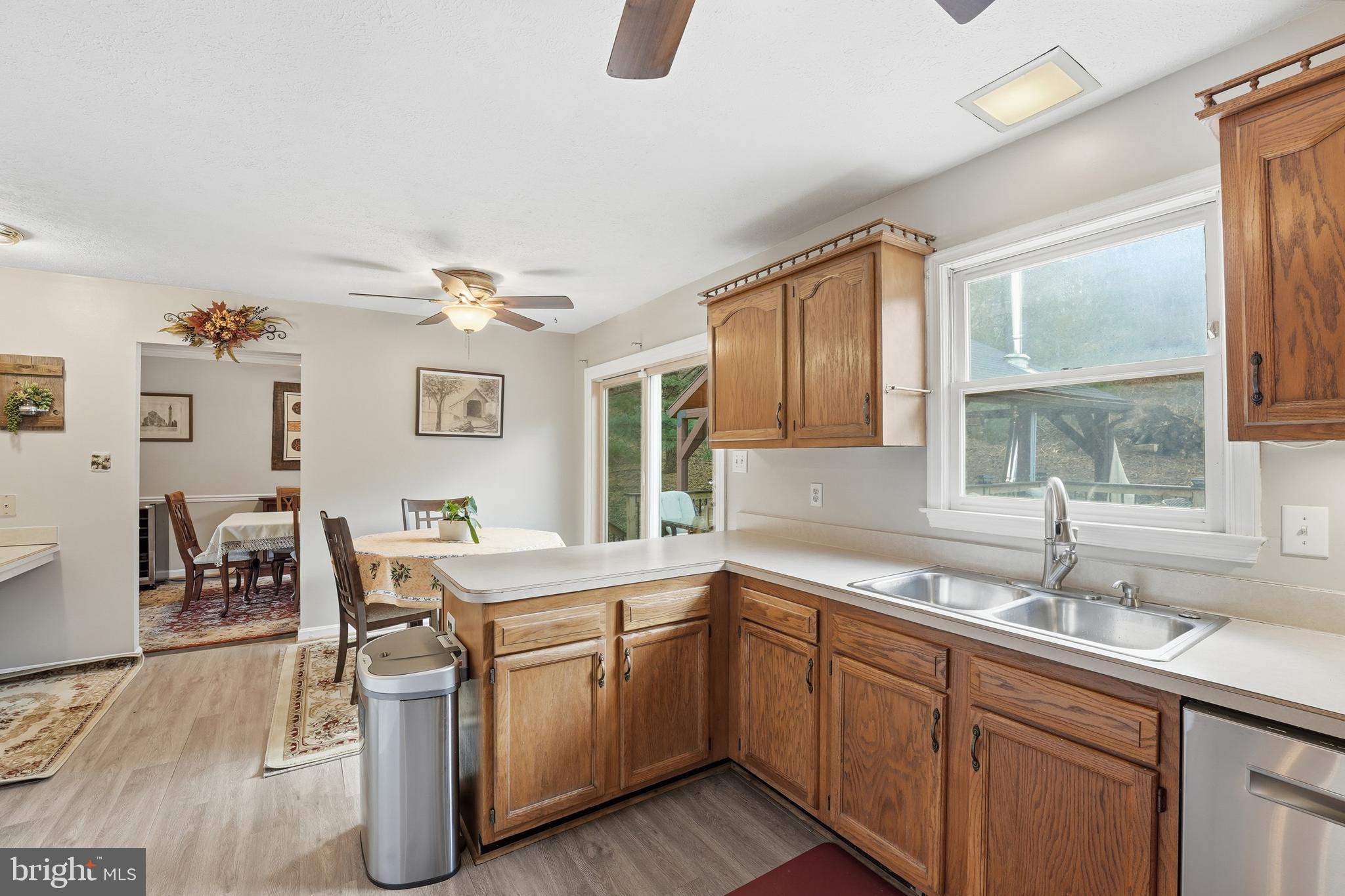 1073 MOUNTAIN HEIGHTS ROAD