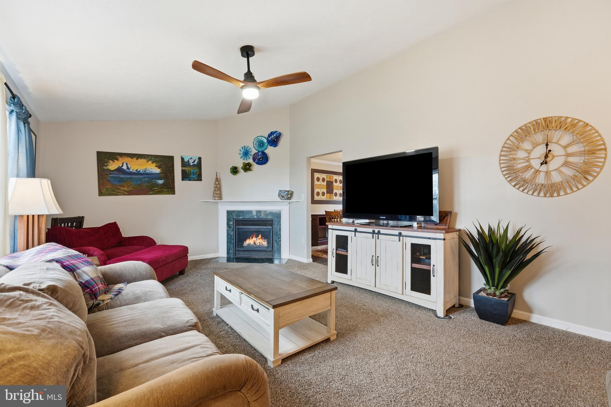 1073 MOUNTAIN HEIGHTS ROAD