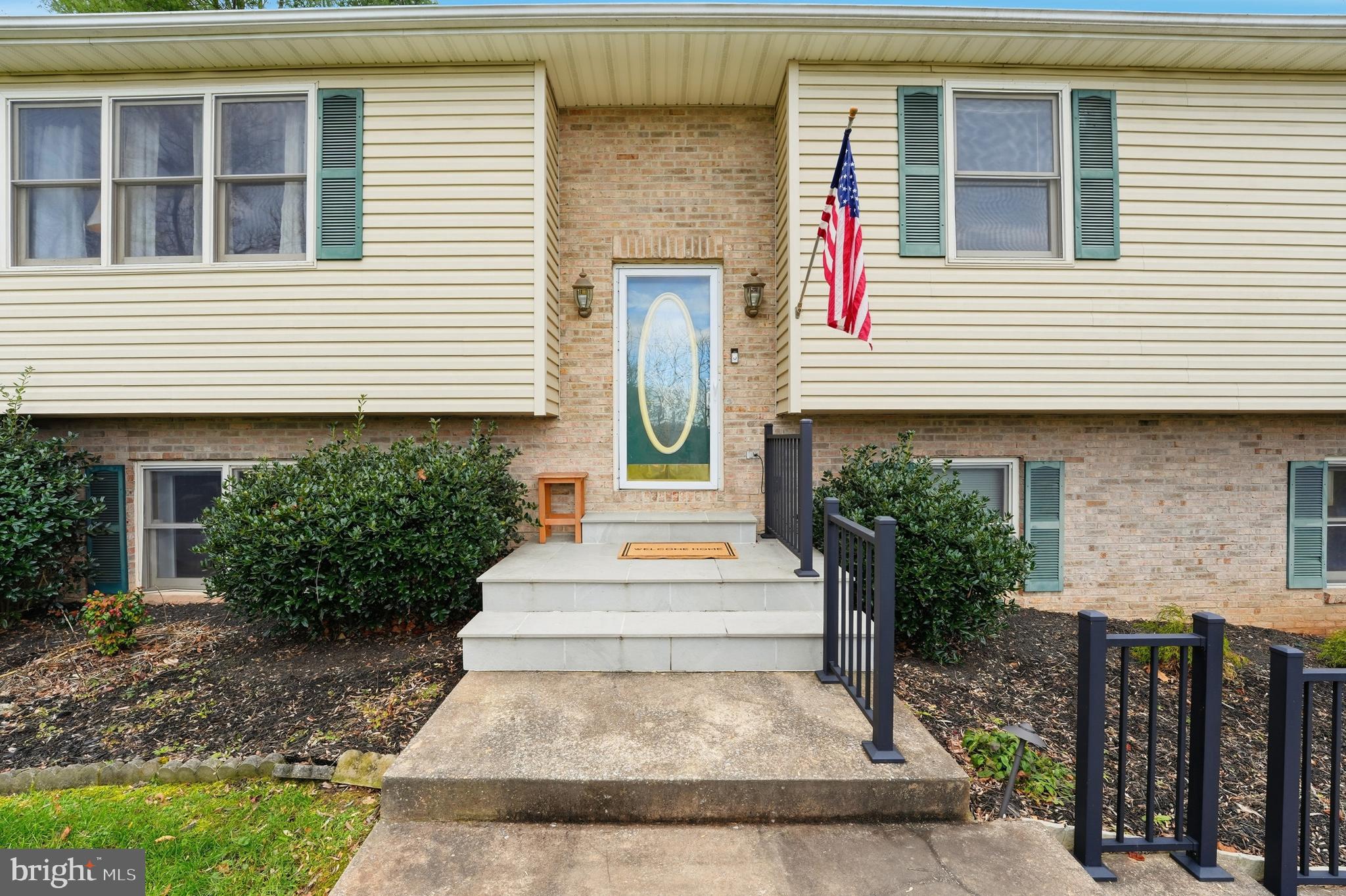 1073 MOUNTAIN HEIGHTS ROAD
