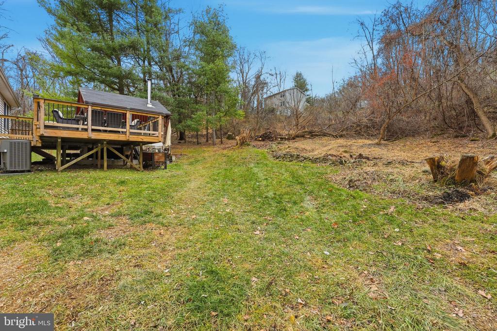 1073 MOUNTAIN HEIGHTS ROAD