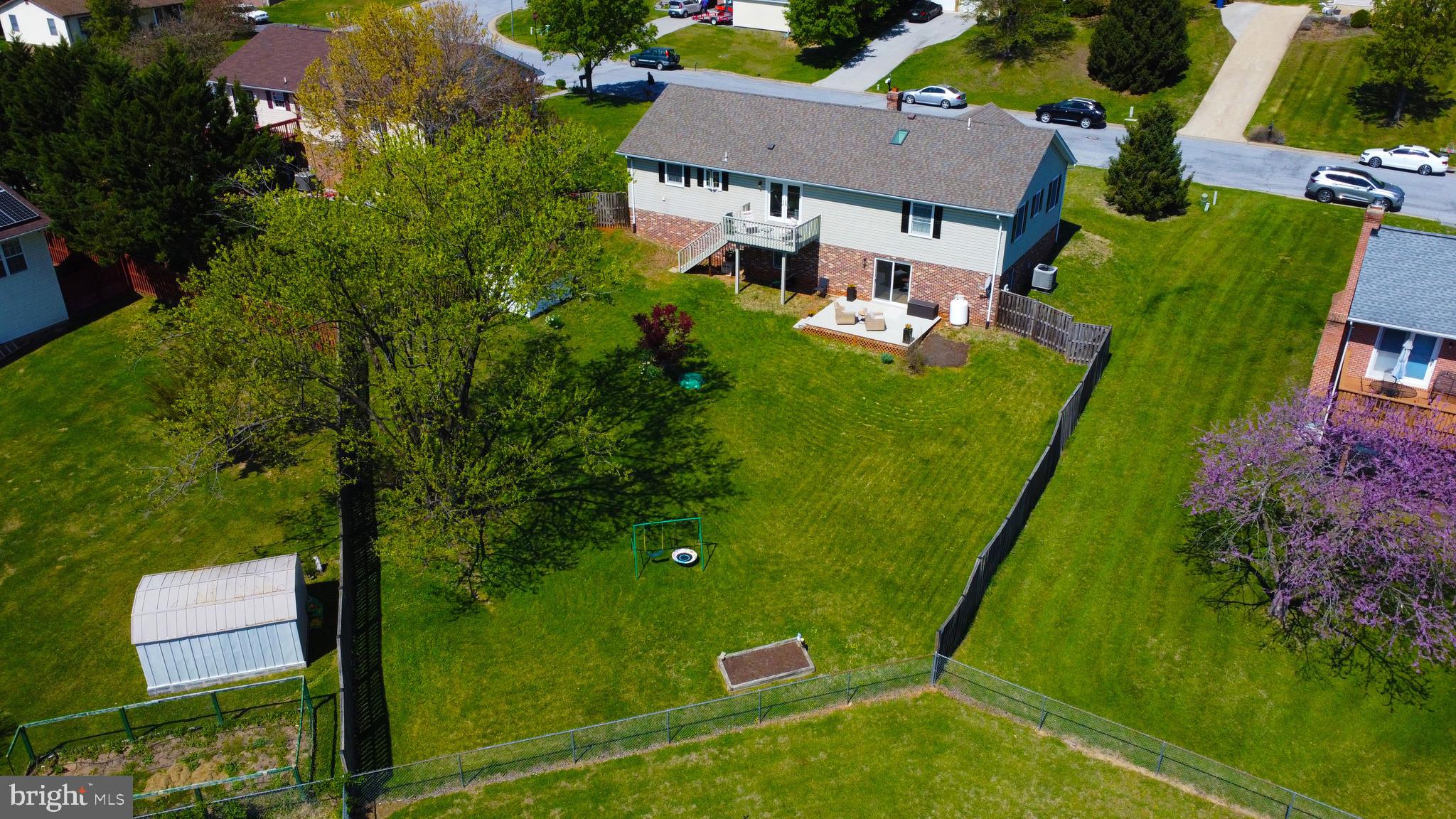 281 CREEKSIDE WAY