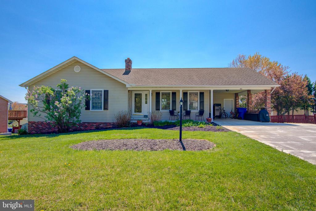 281 CREEKSIDE WAY