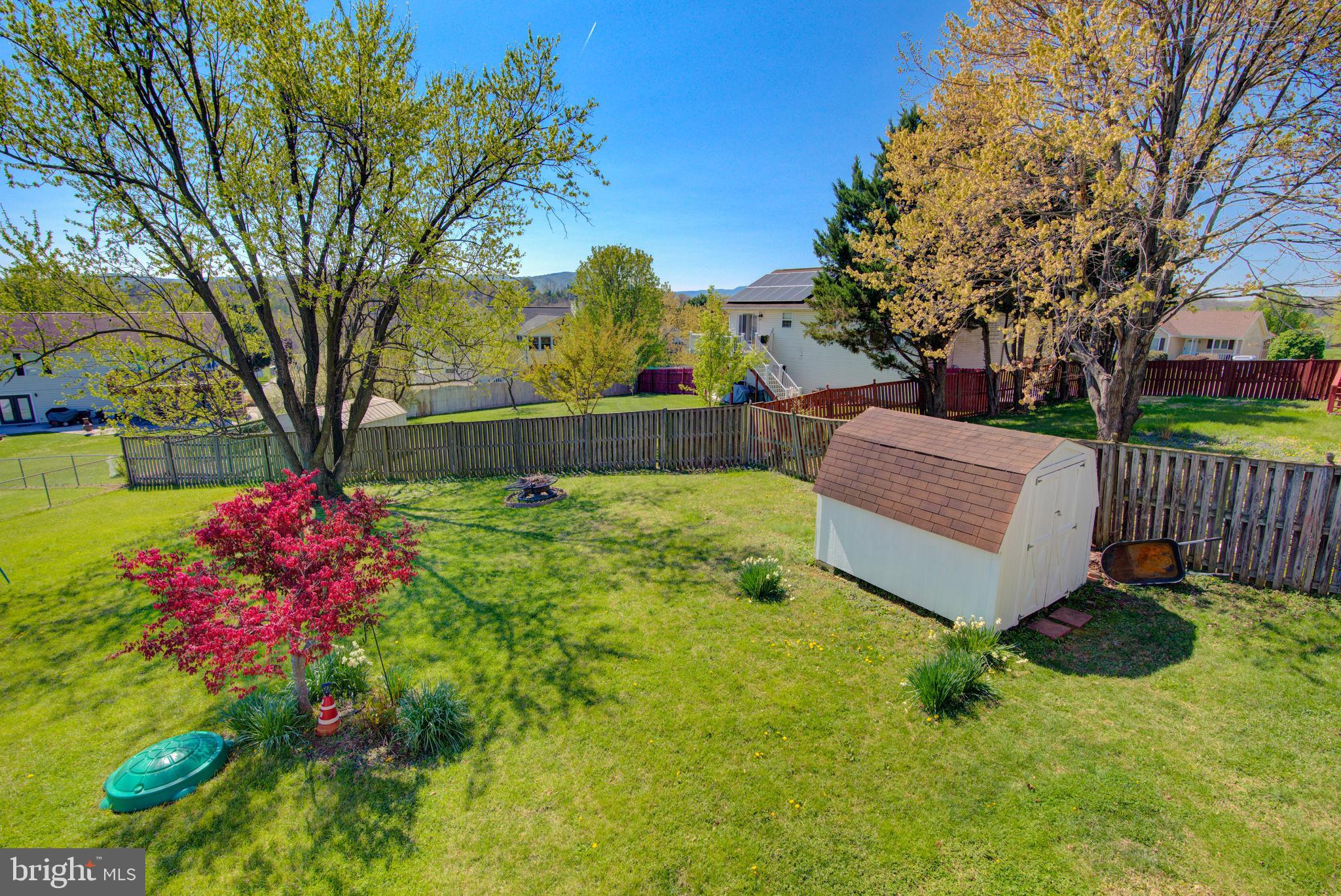 281 CREEKSIDE WAY