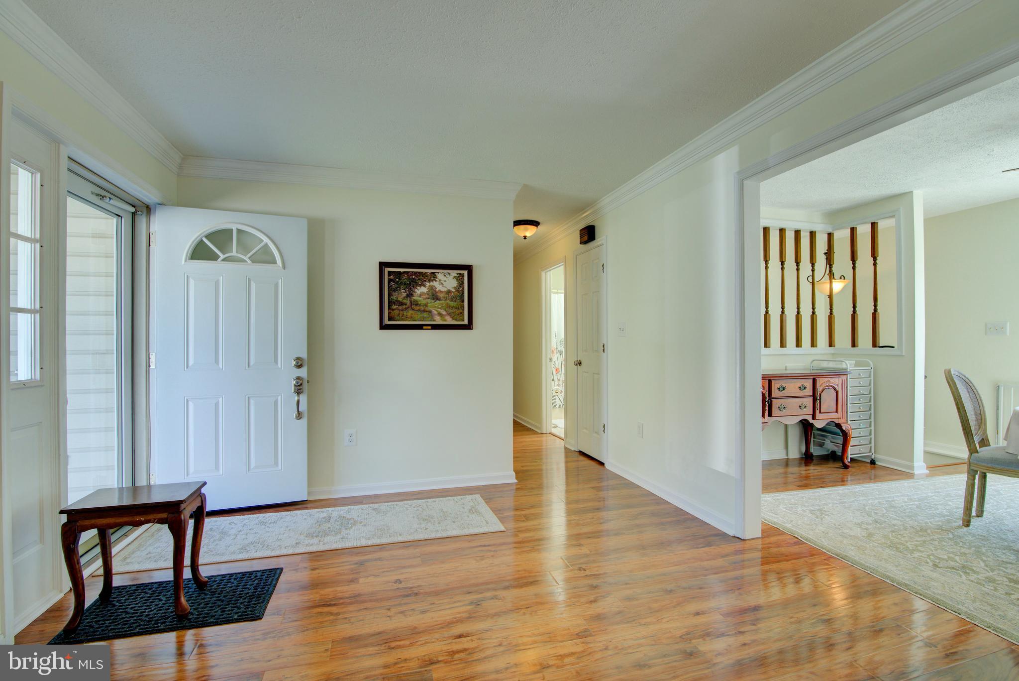 281 CREEKSIDE WAY