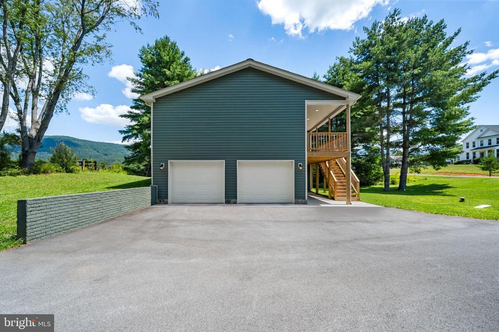 118 EVERGREEN COURT