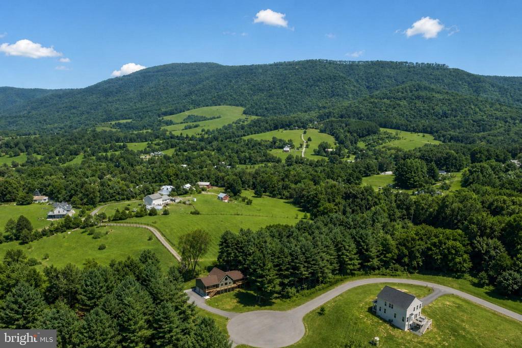 118 EVERGREEN COURT