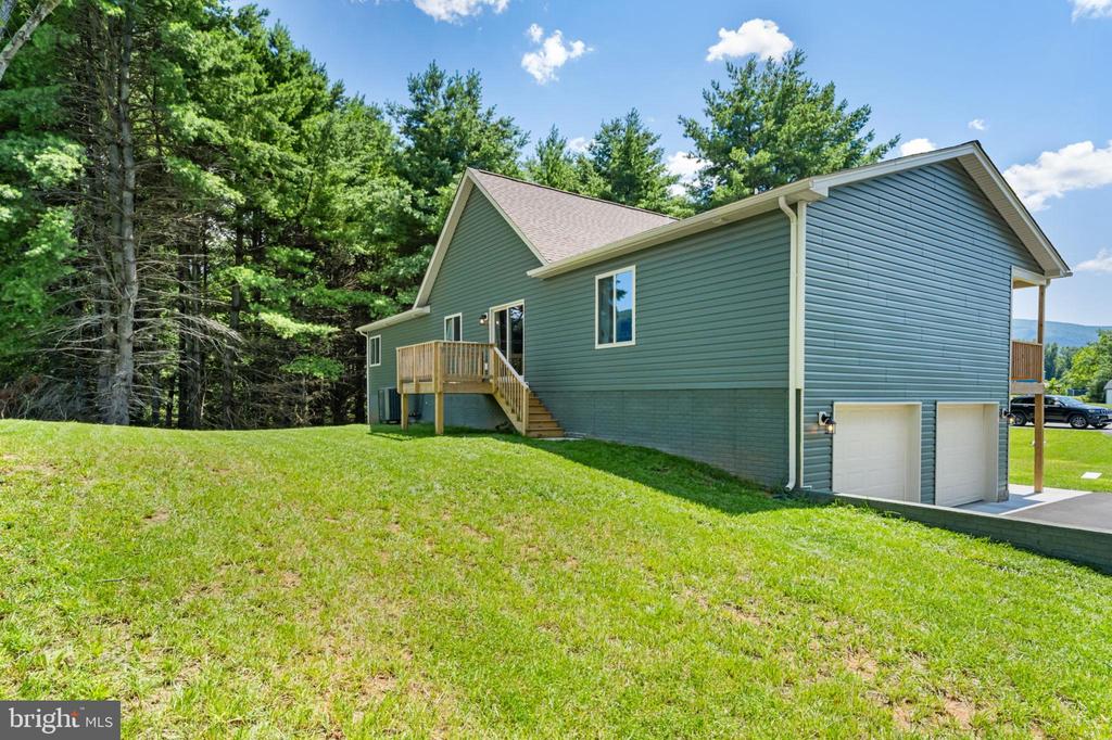 118 EVERGREEN COURT