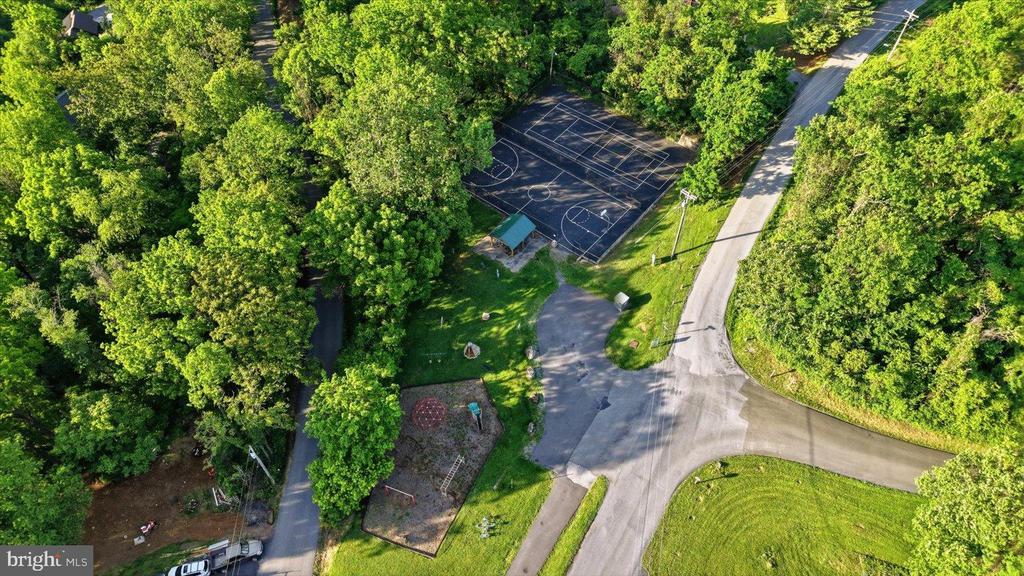 186 APPLE ORCHARD DRIVE