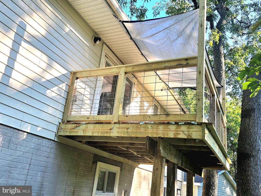 186 APPLE ORCHARD DRIVE