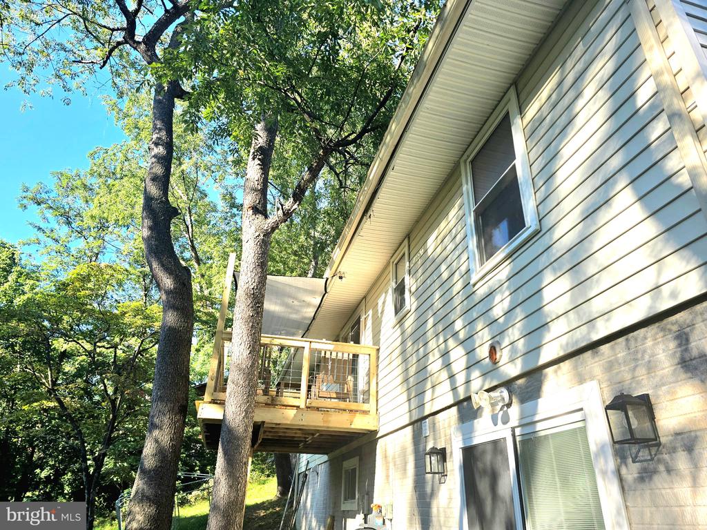 186 APPLE ORCHARD DRIVE