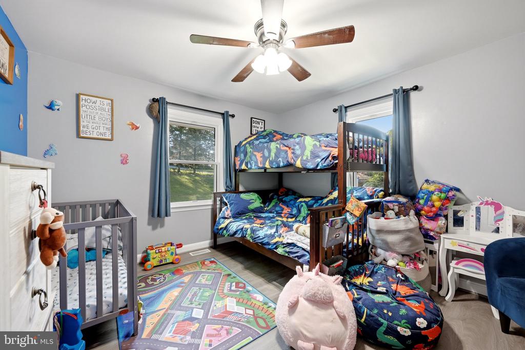 186 APPLE ORCHARD DRIVE