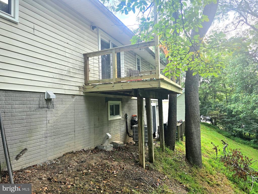 186 APPLE ORCHARD DRIVE