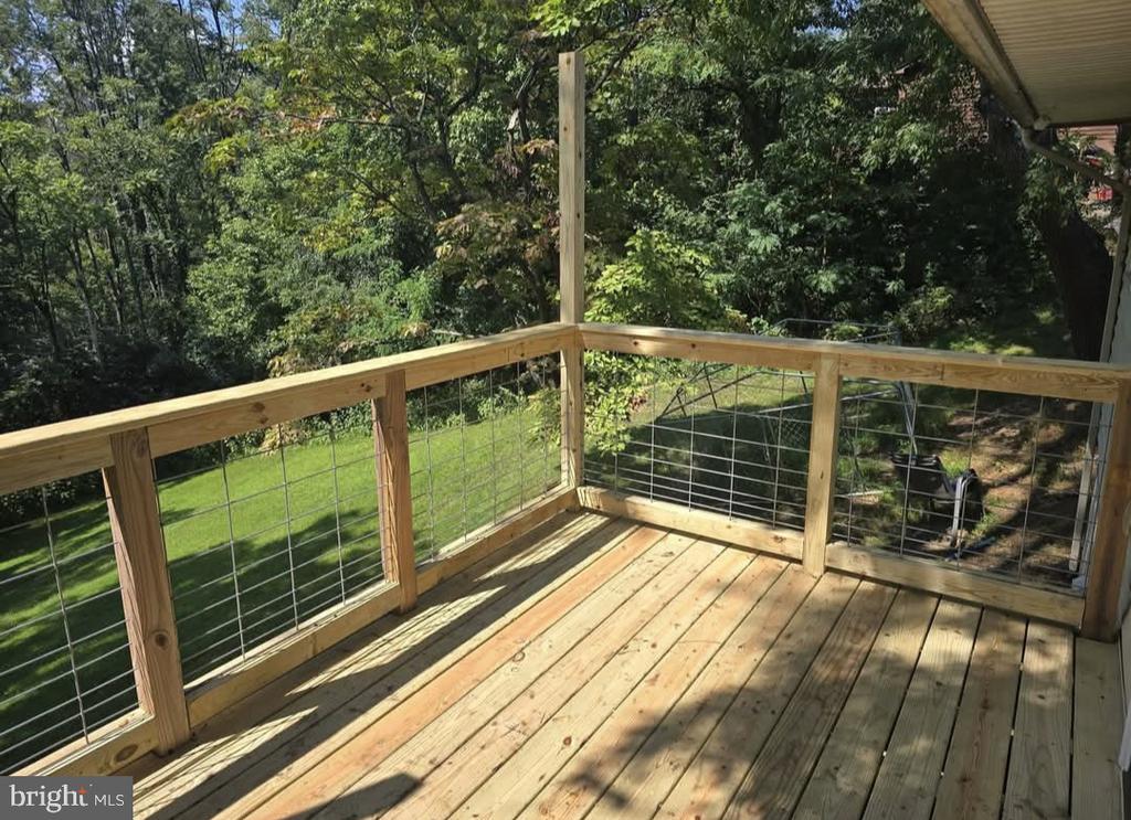 186 APPLE ORCHARD DRIVE
