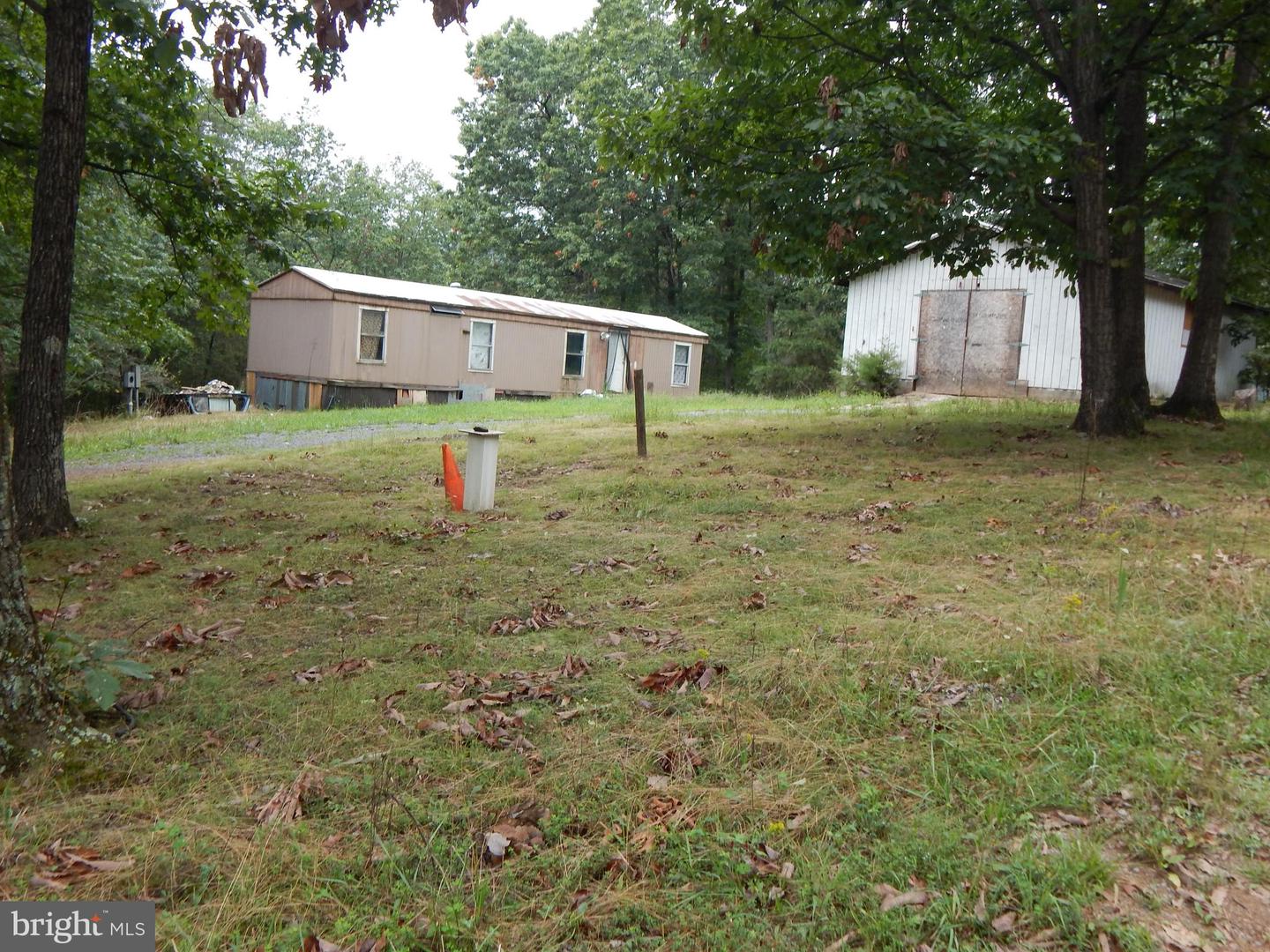 425 Clarmont DRIVE