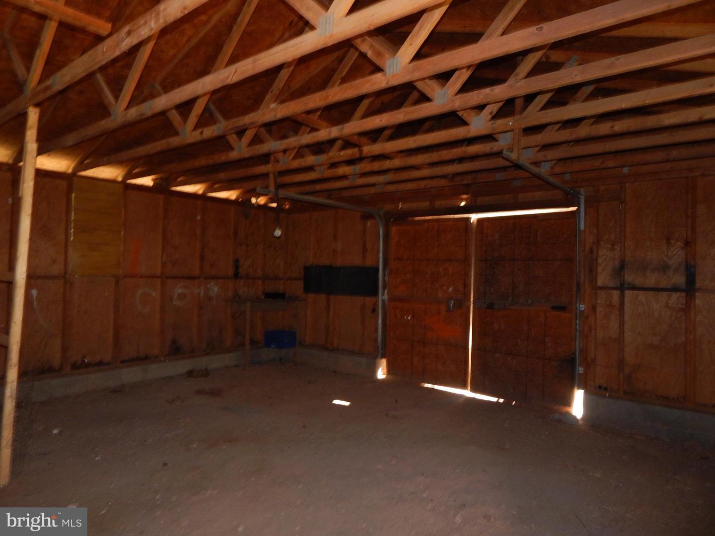 425 Clarmont DRIVE
