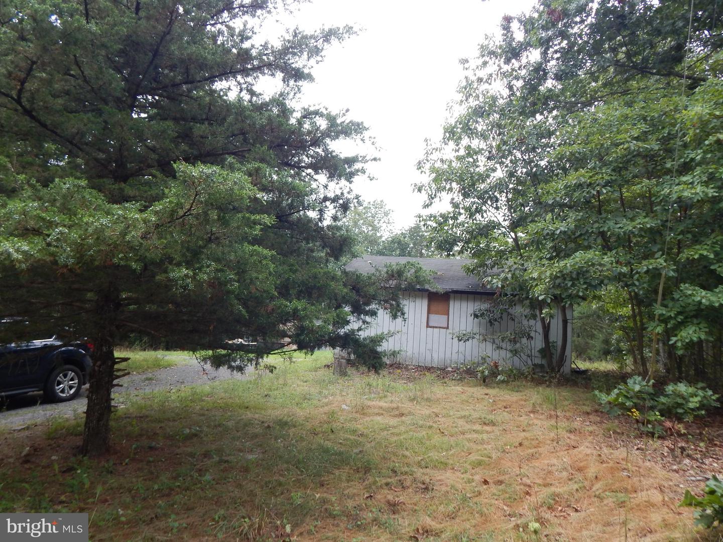 425 Clarmont DRIVE