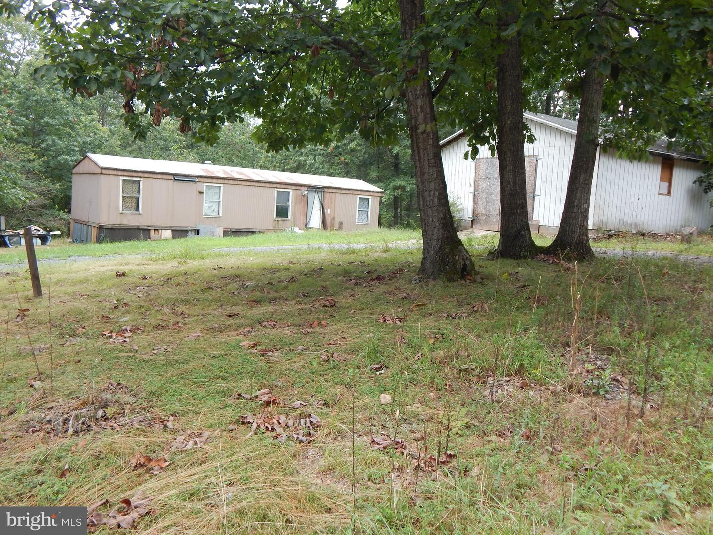 425 Clarmont DRIVE