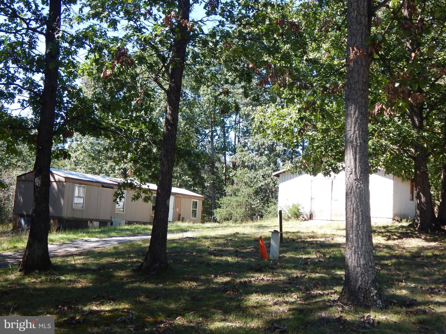 425 Clarmont DRIVE