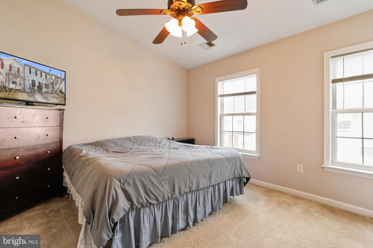 23 E Calabash COURT