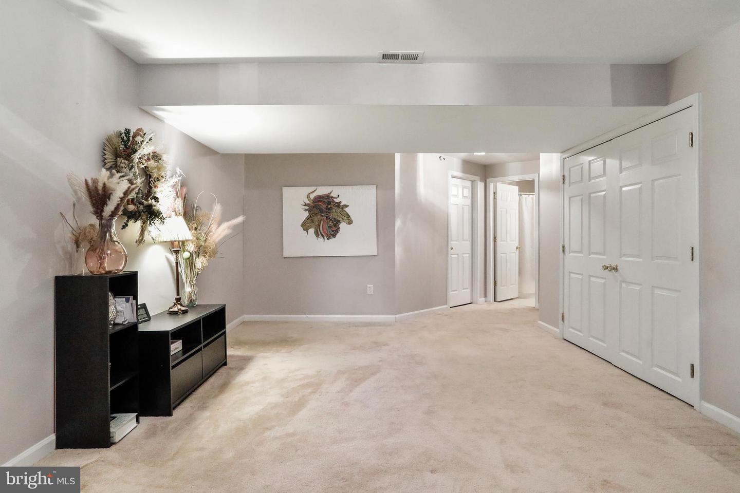 23 E Calabash COURT