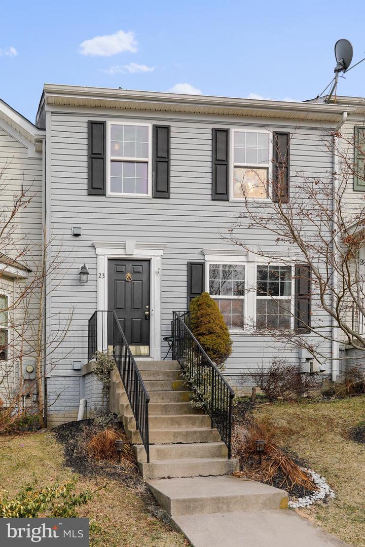 23 E Calabash COURT