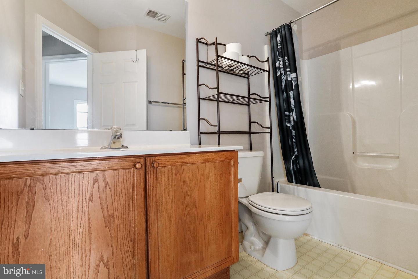 23 E Calabash COURT