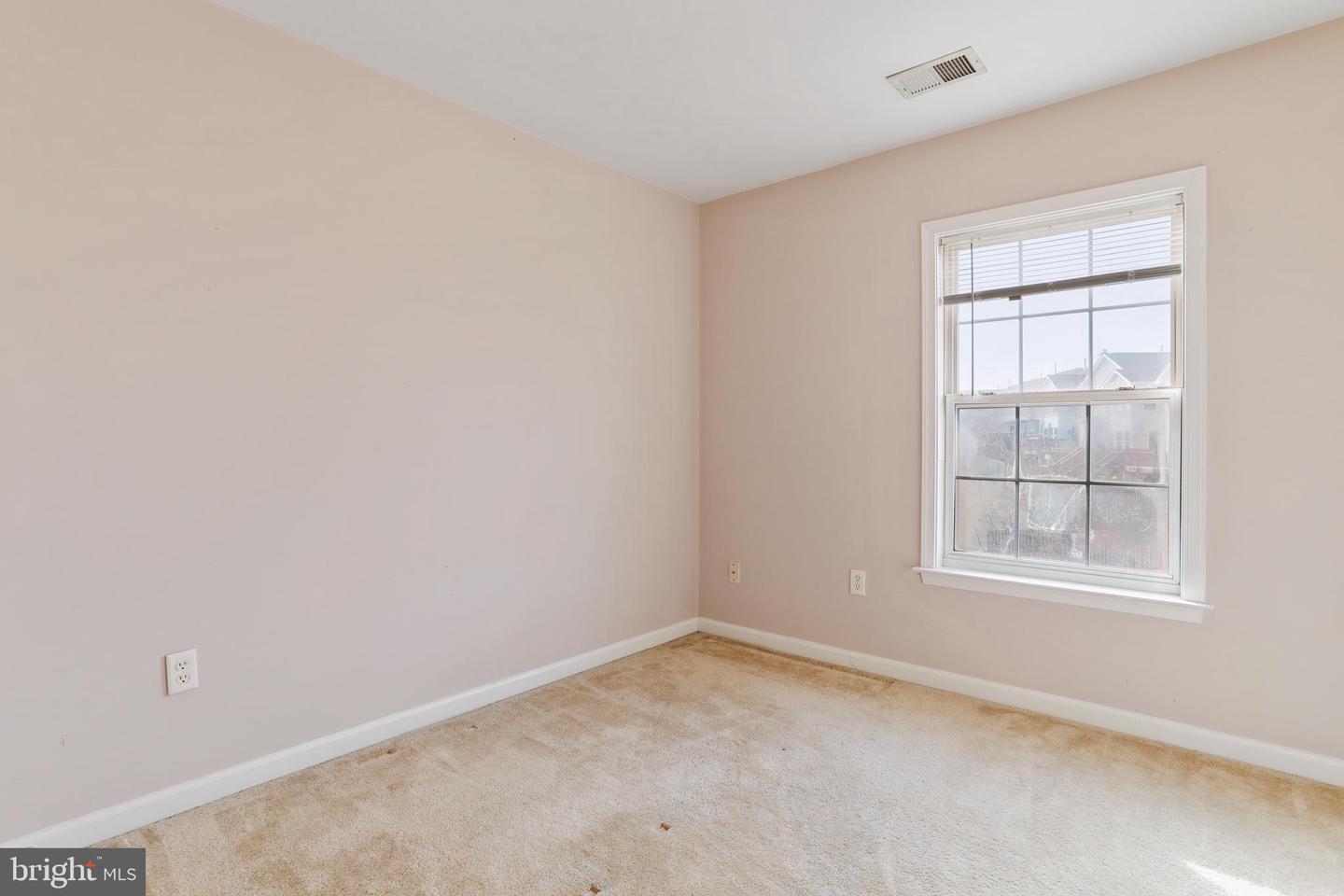 23 E Calabash COURT