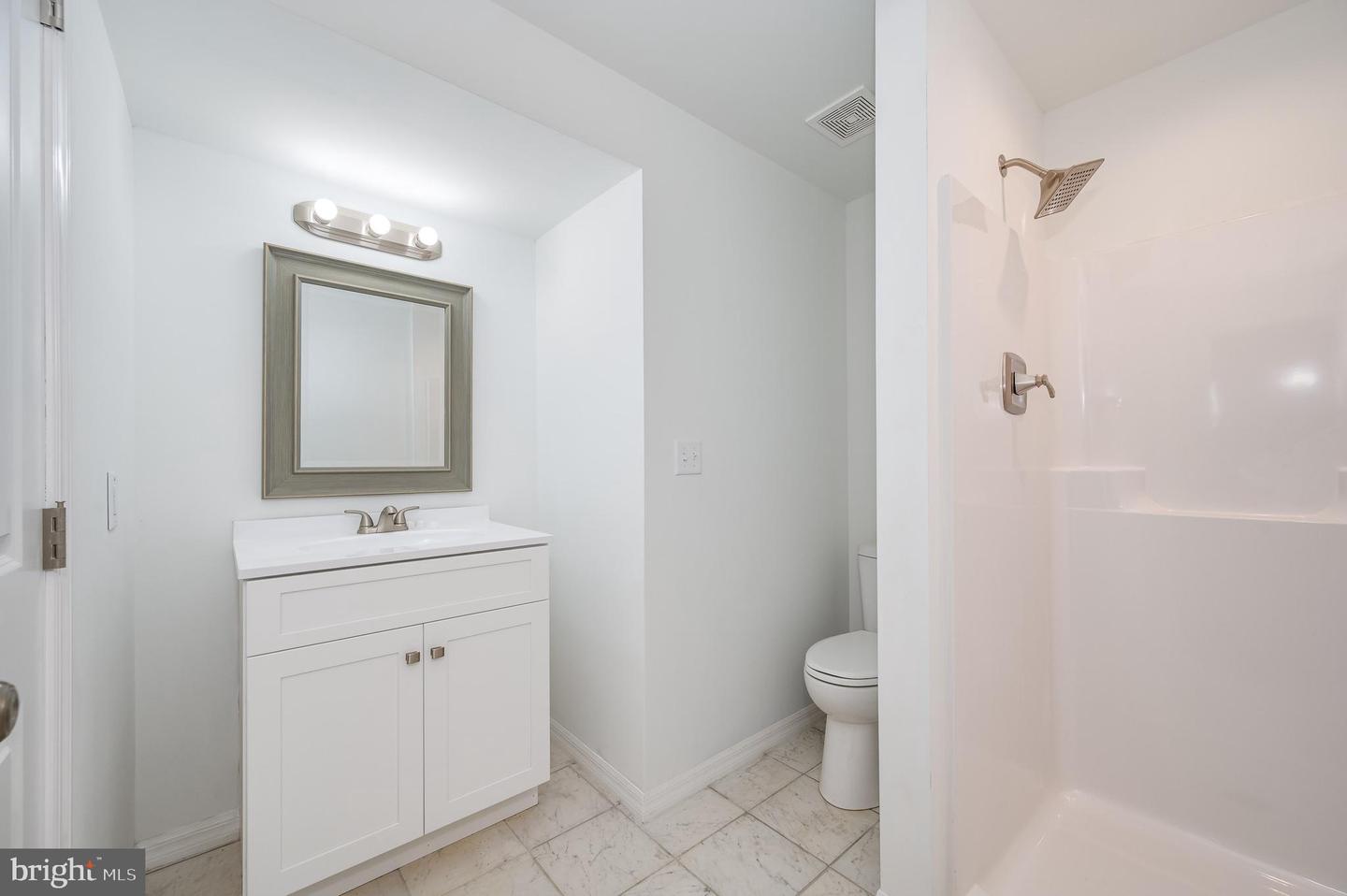 1359 Henshaw ROAD
