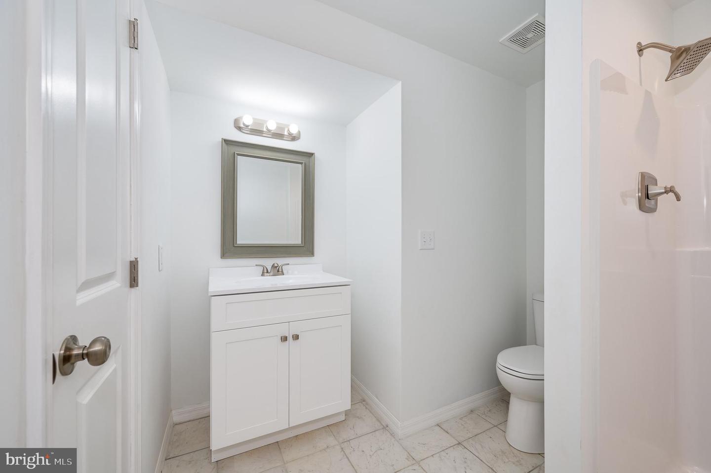 1359 Henshaw ROAD
