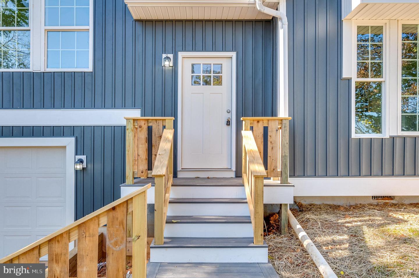 1359 Henshaw ROAD