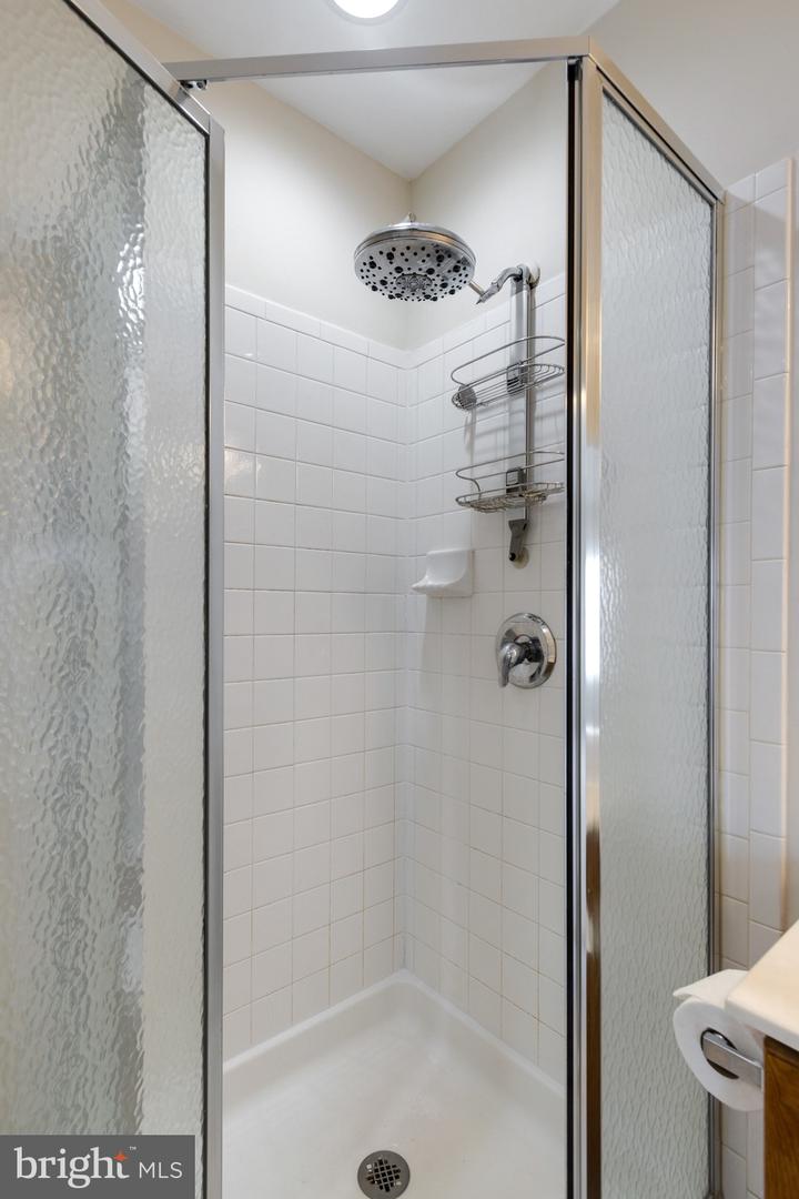 23 Quartz ROAD